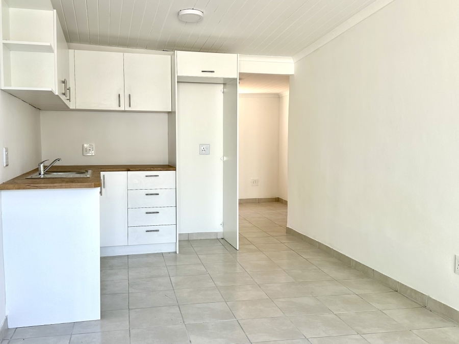 3 Bedroom Property for Sale in Bergzicht Western Cape